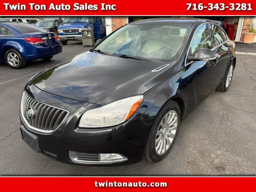 2012 Buick Regal Premium photo 1