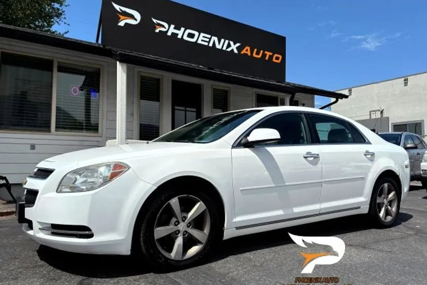 2012 Chevrolet Malibu 2LT photo 1