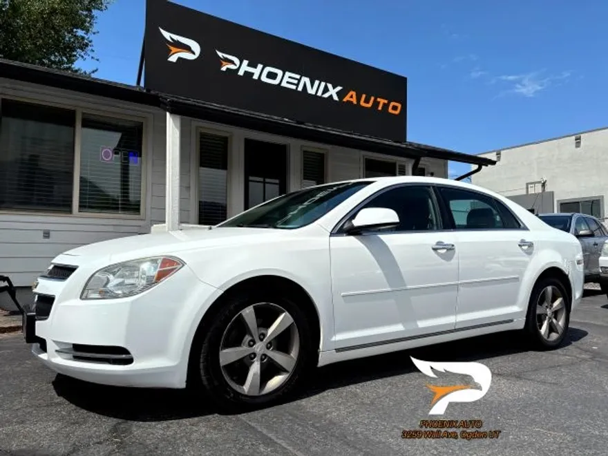 2012 Chevrolet Malibu 2LT photo 1