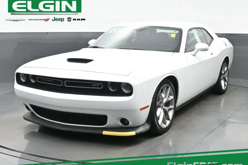 2022 Dodge Challenger GT photo 1