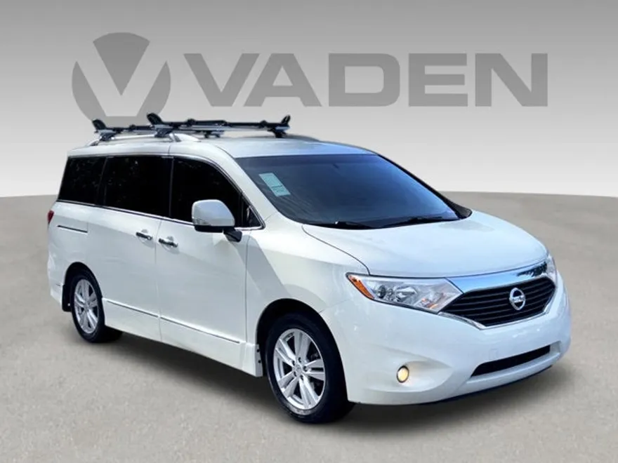 2015 Nissan Quest SL photo 1