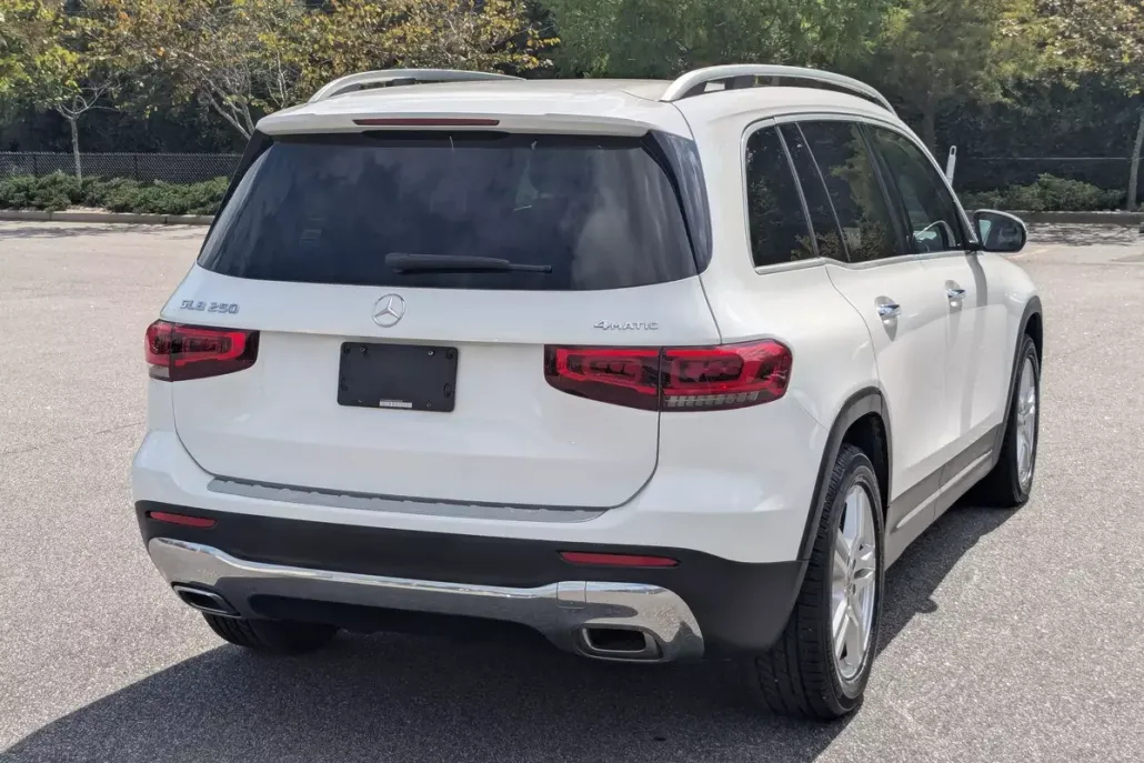 2020 Mercedes Benz GLB 250 photo 1