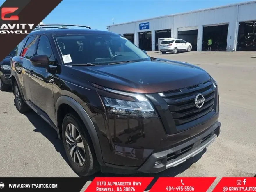 2022 Nissan Pathfinder SL photo 1
