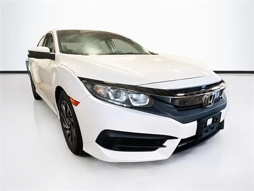 2017 Honda Civic EX photo 1