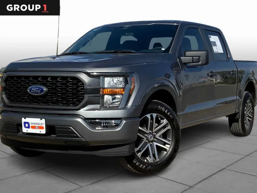 2023 Ford F-150 XL photo 1