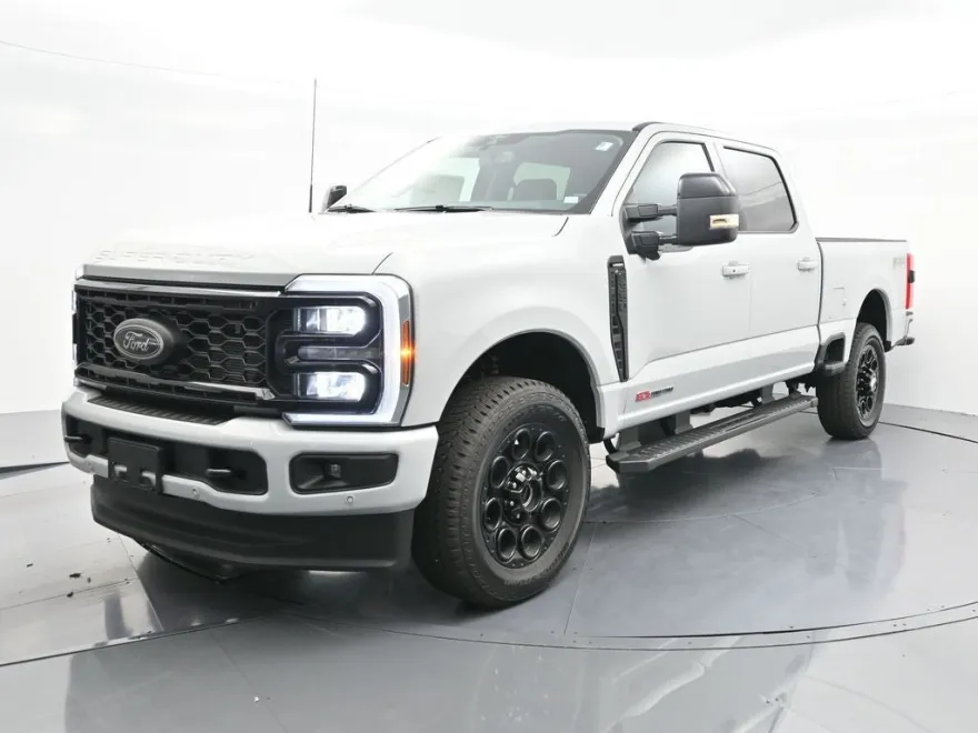 2025 Ford F-350 photo 1