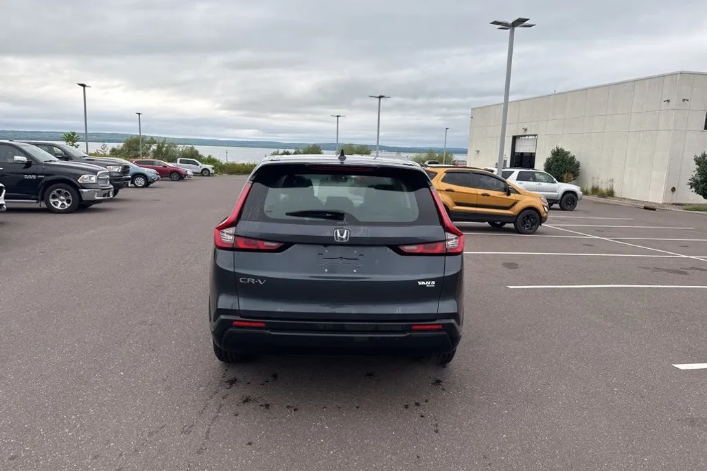 2023 Honda CR-V LX photo 1