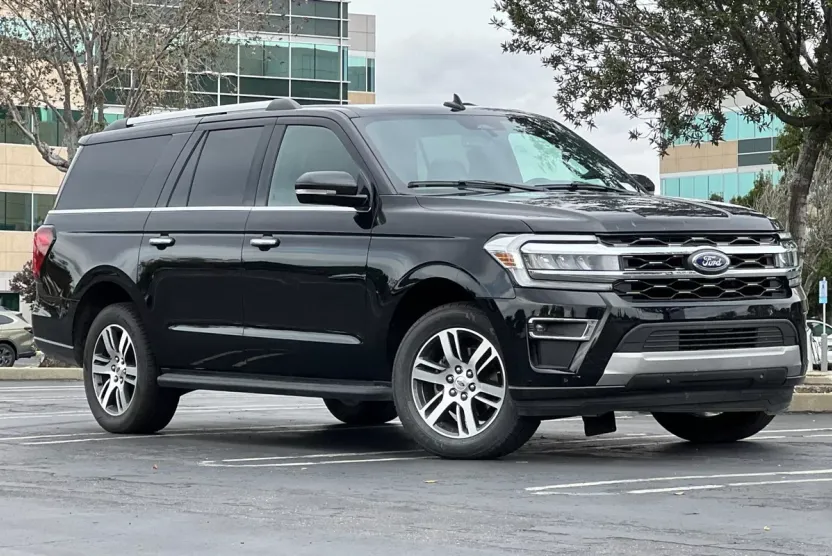 2024 Ford Expedition MAX Limited photo 1
