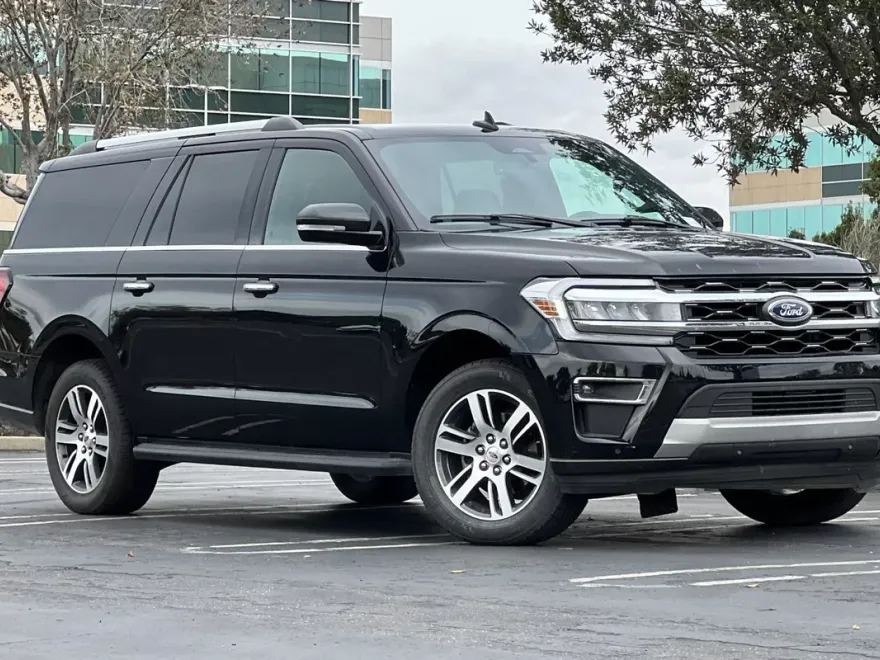 2024 Ford Expedition MAX Limited photo 1