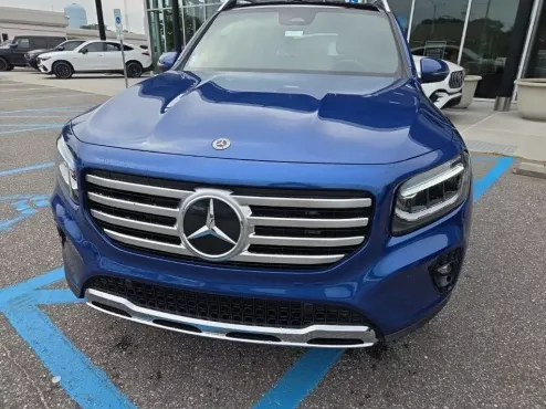 2024 Mercedes Benz GLB 250 photo 4