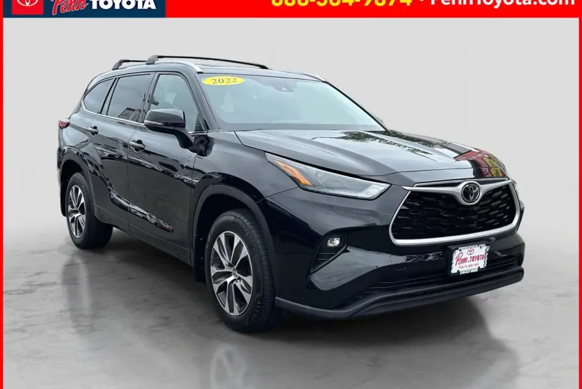 2022 Toyota Highlander XLE photo 1