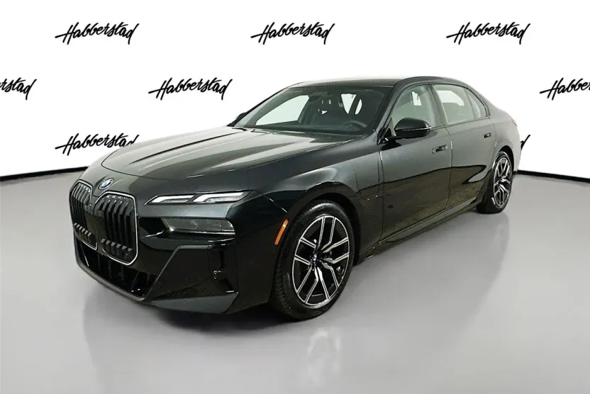 2026 Bmw 750e photo 1