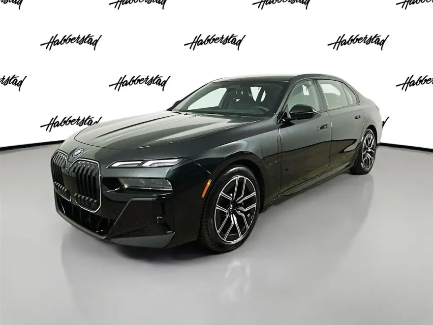 2026 Bmw 750e photo 1