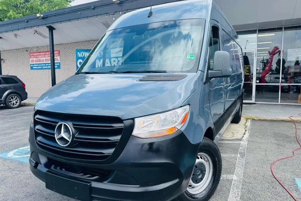 2019 Mercedes Benz Sprinter photo 1