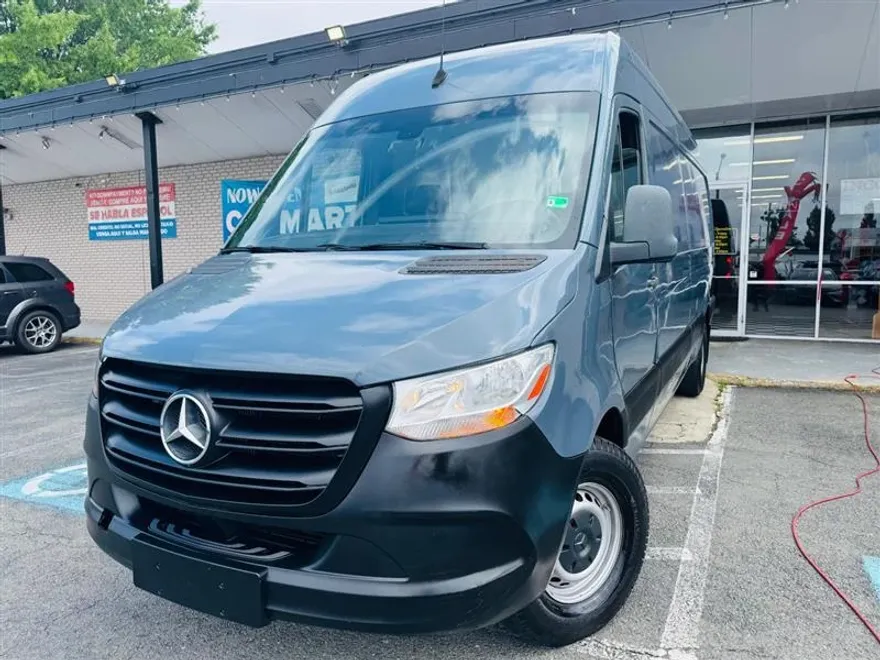 2019 Mercedes Benz Sprinter photo 1