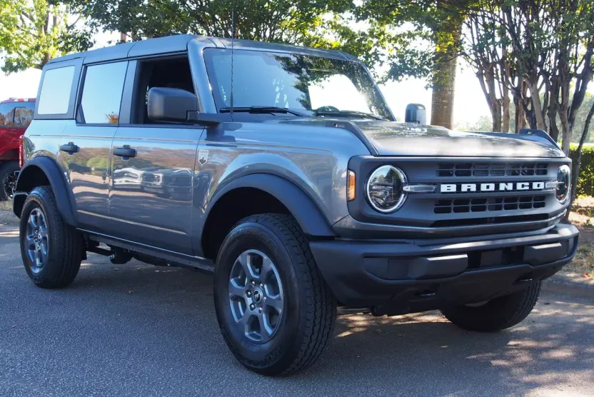 2025 Ford Bronco Big Bend photo 1