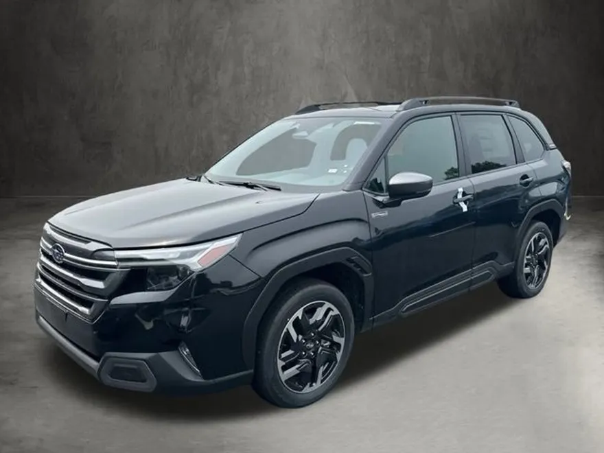 2025 Subaru Forester Limited photo 1