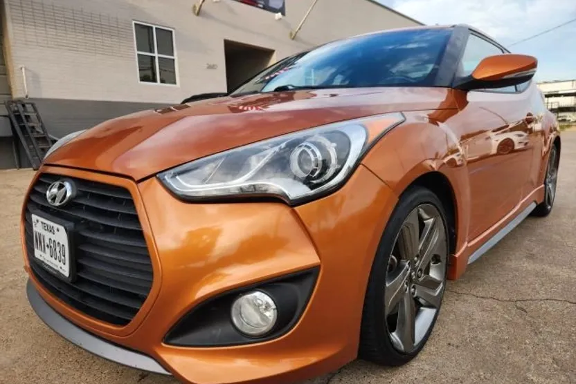 2015 Hyundai Veloster Turbo photo 1