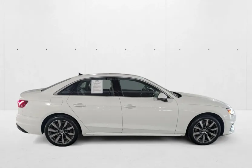 2021 Audi A4 40 Premium photo 1