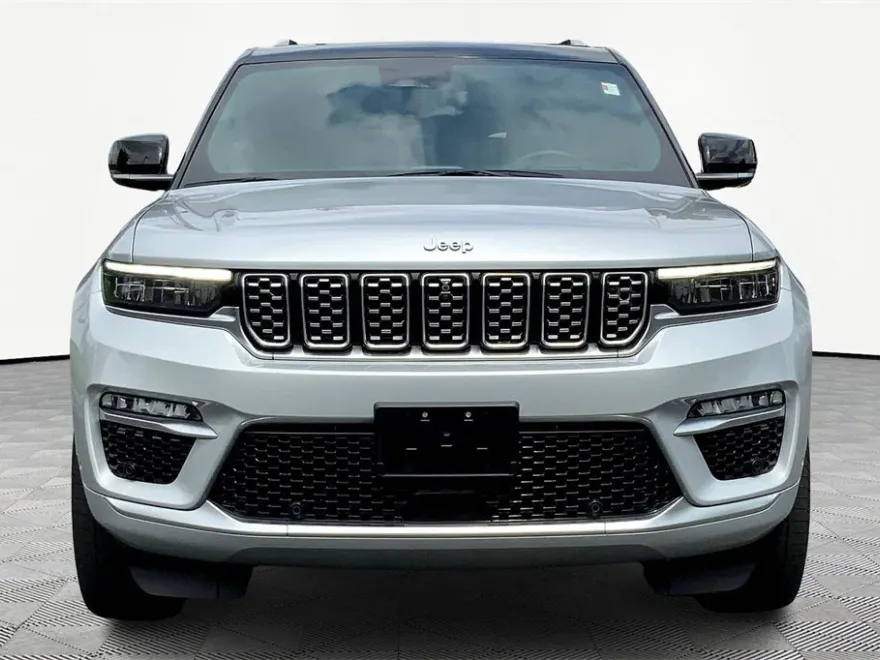 2023 Jeep Grand Cherokee Summit Reserve photo 1