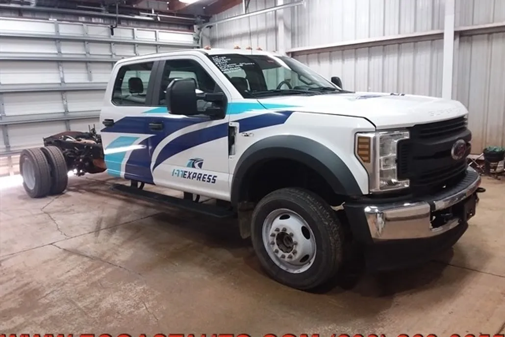 2019 Ford F-550 XL photo 1
