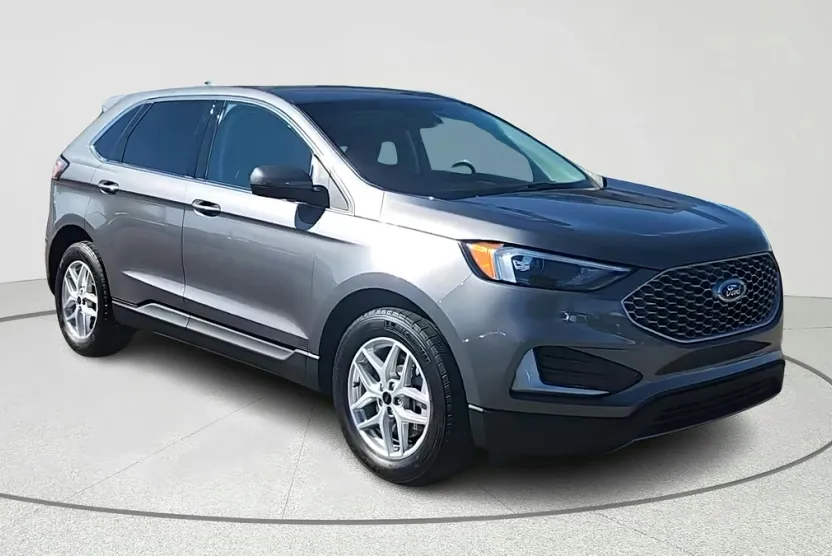 2024 Ford Edge SEL photo 1