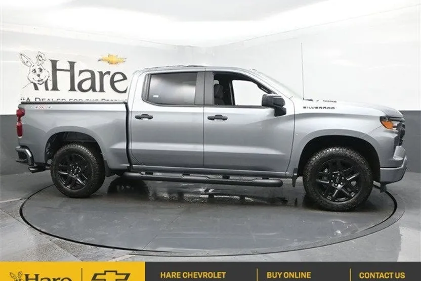 2025 Chevrolet Silverado 1500 Custom photo 1