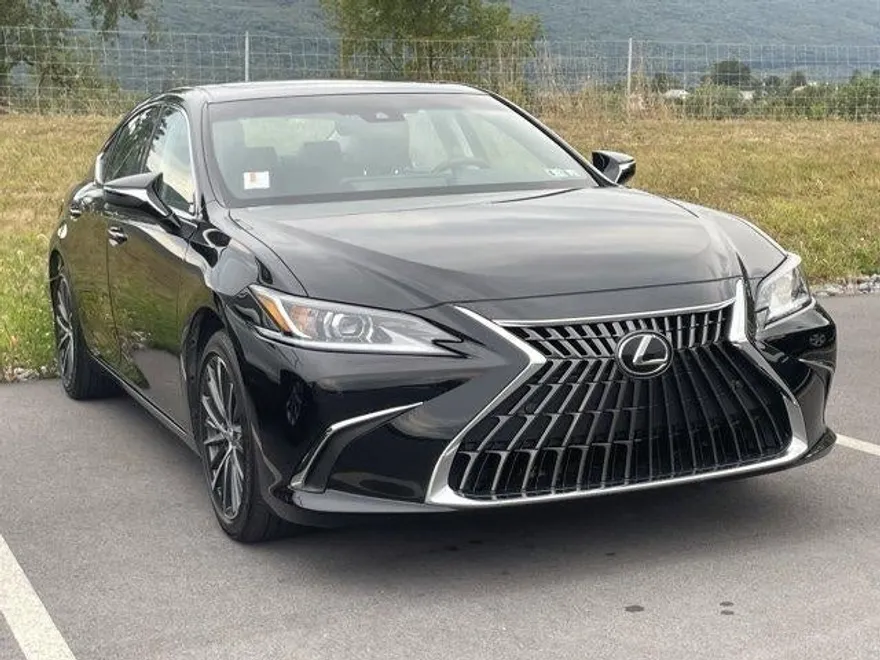 2022 Lexus ES 350 photo 1