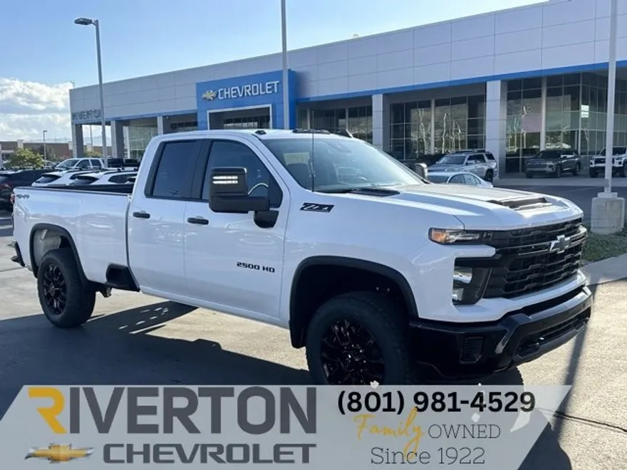 2026 Chevrolet Silverado 2500HD Custom photo 1