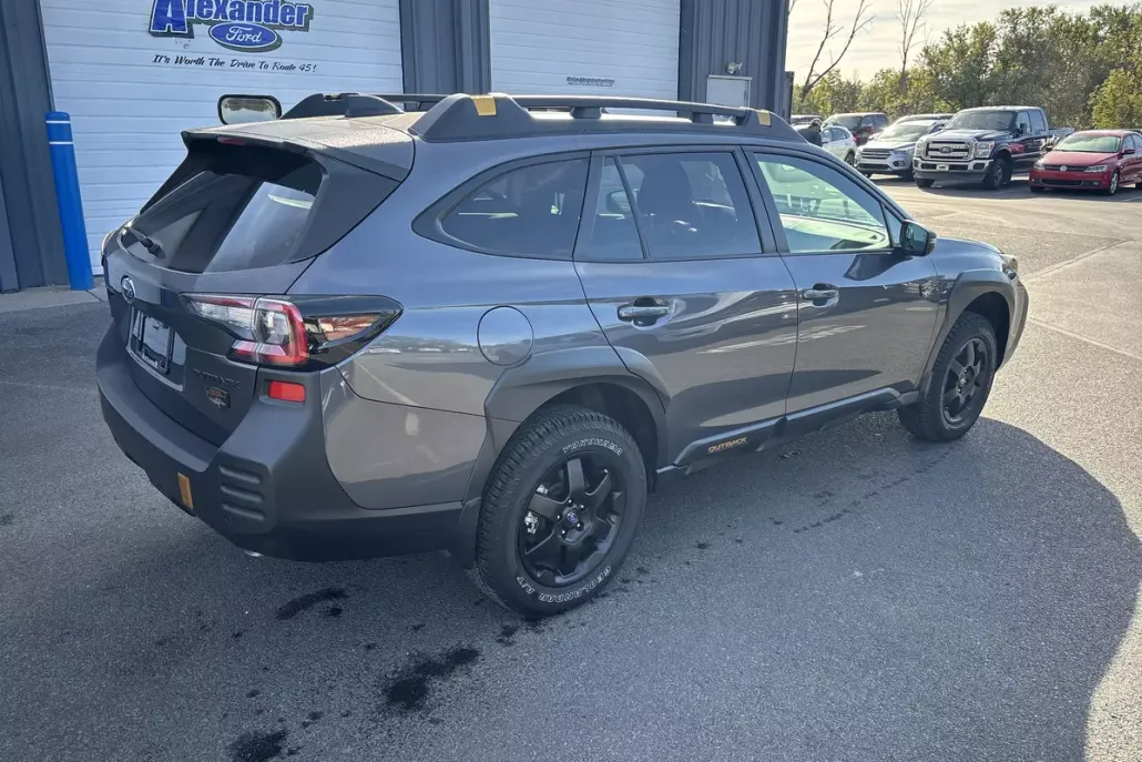 2025 Subaru Outback Wilderness photo 1