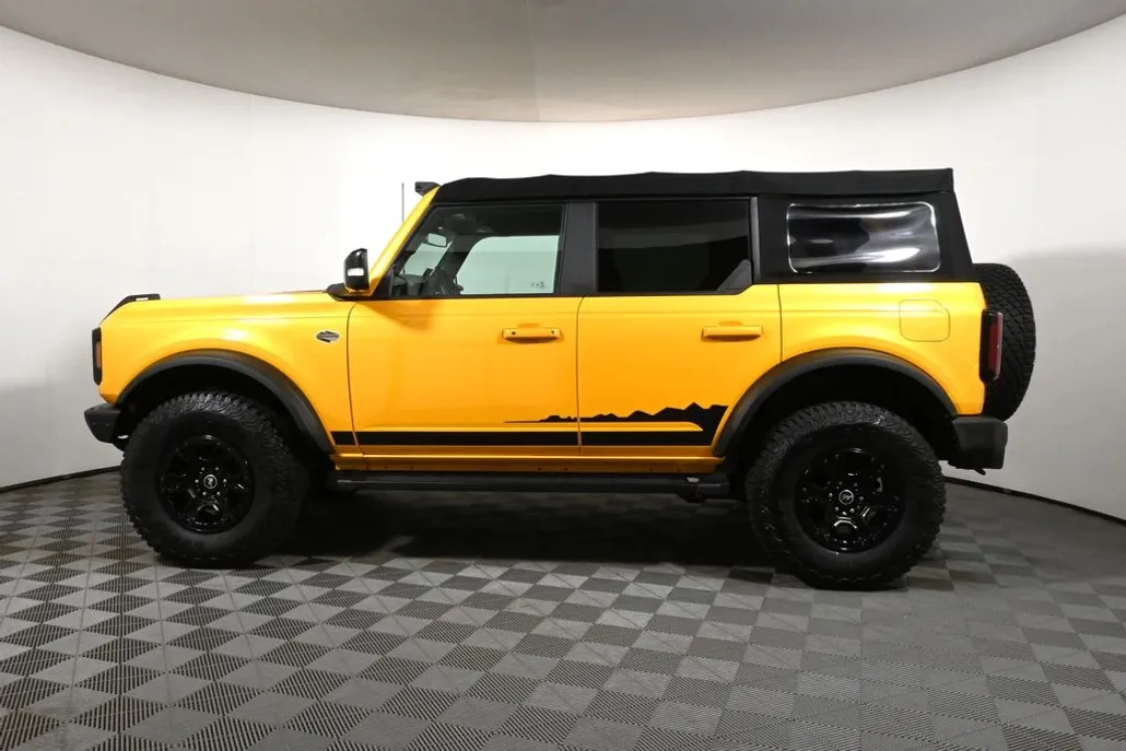 2021 Ford Bronco Wildtrak photo 1