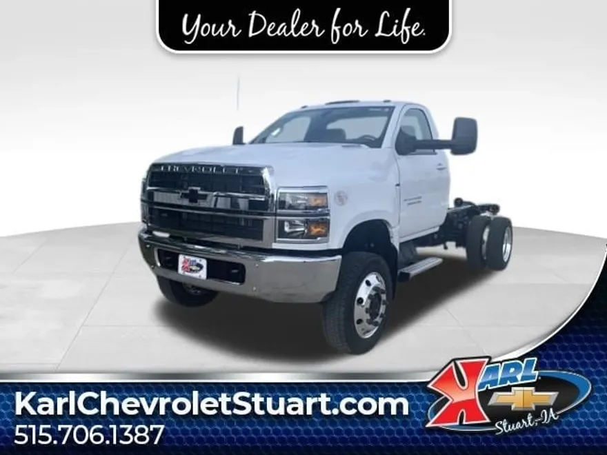 2024 Chevrolet Silverado 6500HD Work Truck photo 1