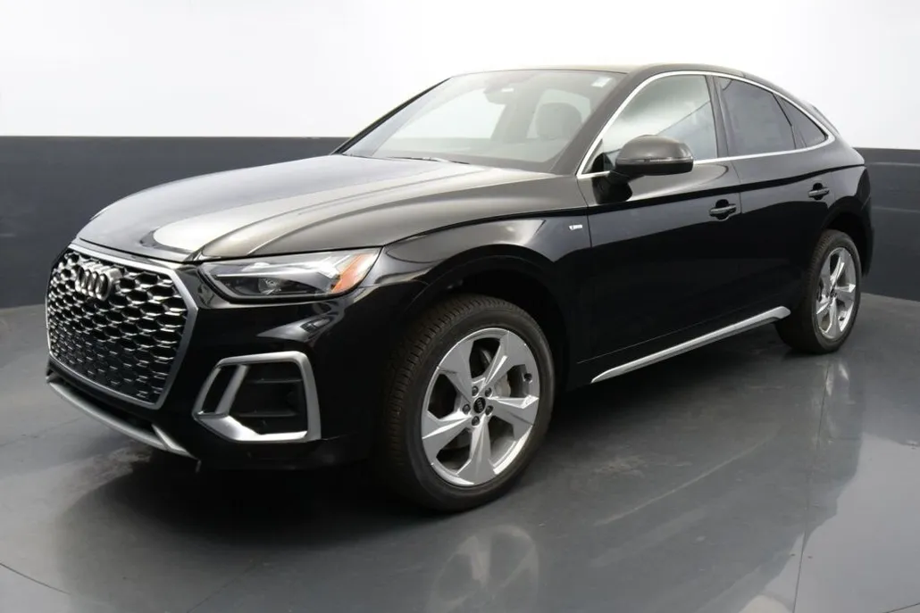 2024 Audi Q5 Sportback 45 S line Premium Plus photo 1