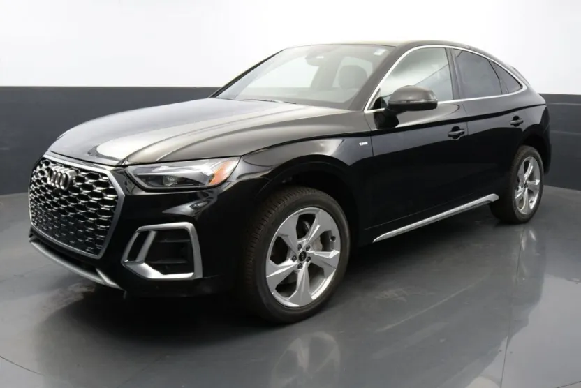 2024 Audi Q5 Sportback 45 S line Premium Plus photo 1