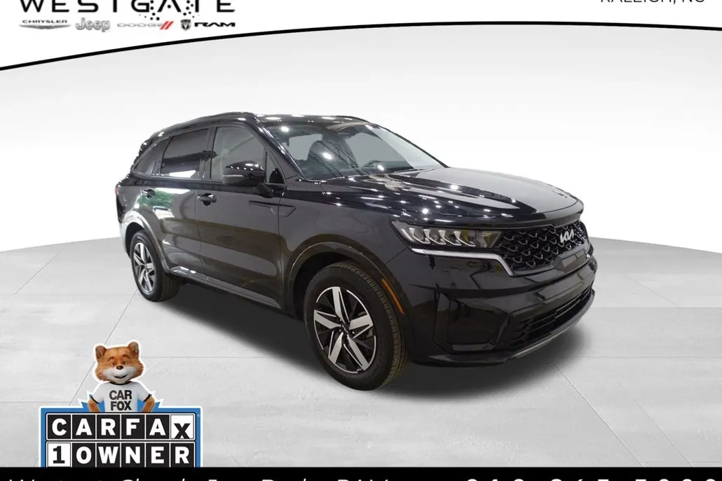 2023 Kia Sorento S photo 1