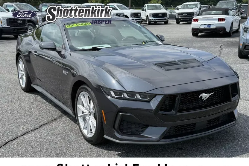 2024 Ford Mustang GT Premium photo 1