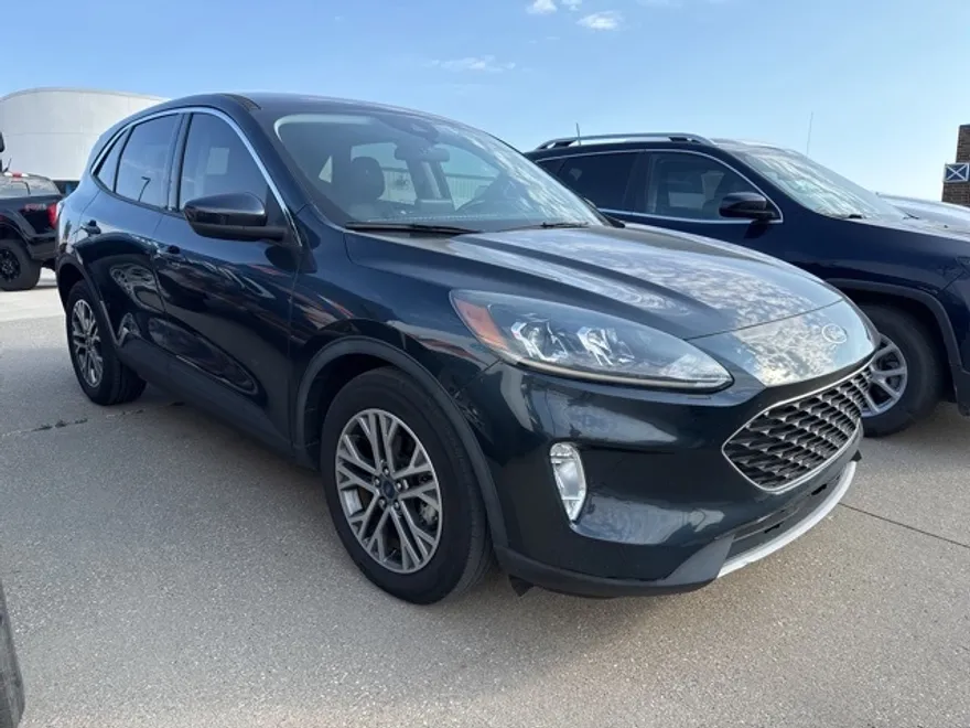 2022 Ford Escape SEL photo 1