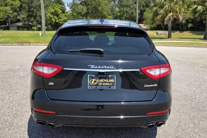 2019 Maserati Levante GranSport photo 1