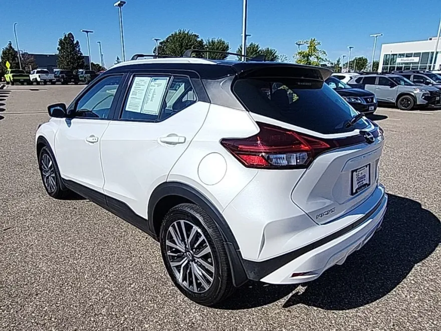 2023 Nissan Kicks SV photo 1