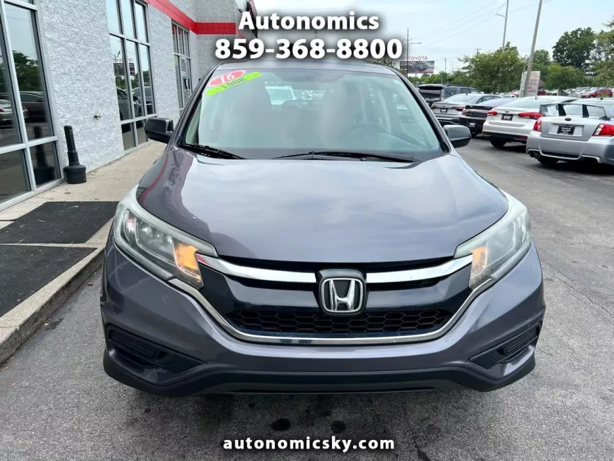 2016 Honda CR-V LX photo 1