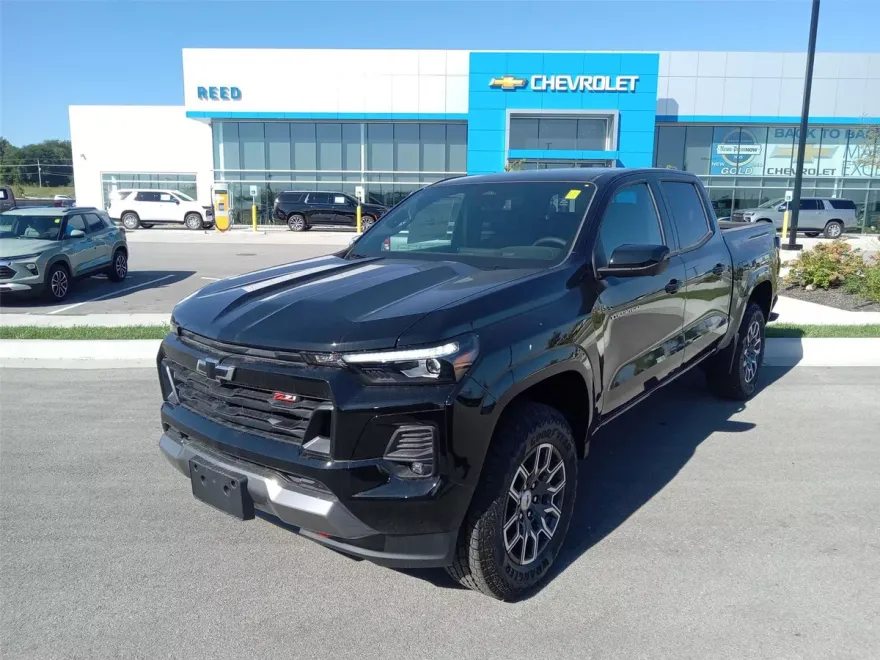 2026 Chevrolet Colorado Z71 photo 1