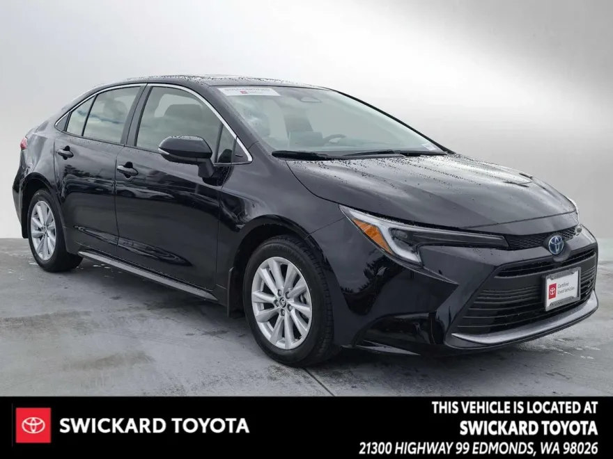2025 Toyota Corolla Hybrid XLE photo 1
