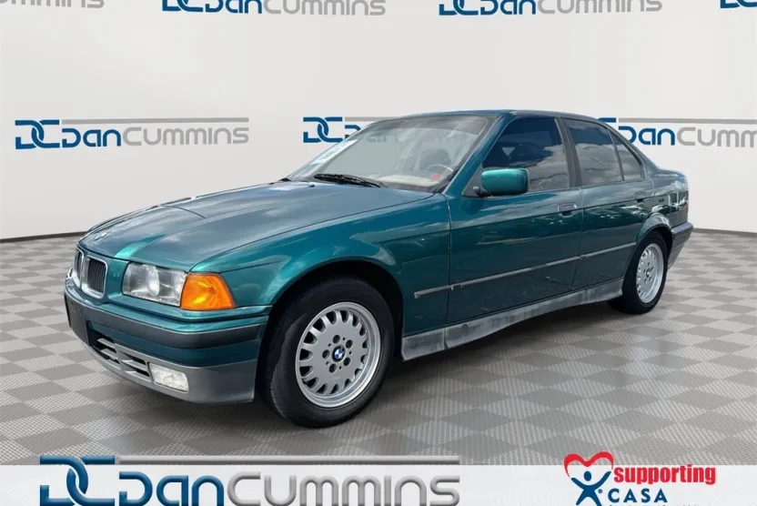 1993 Bmw 325i 3-Series photo 1