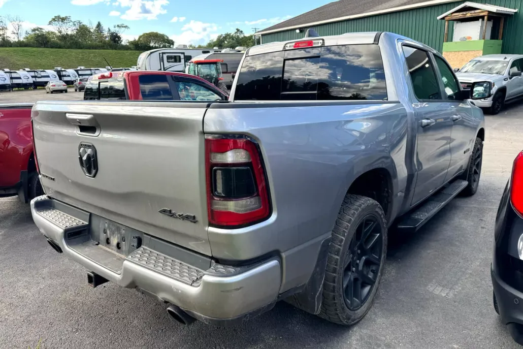 2020 Ram 1500 Sport photo 1