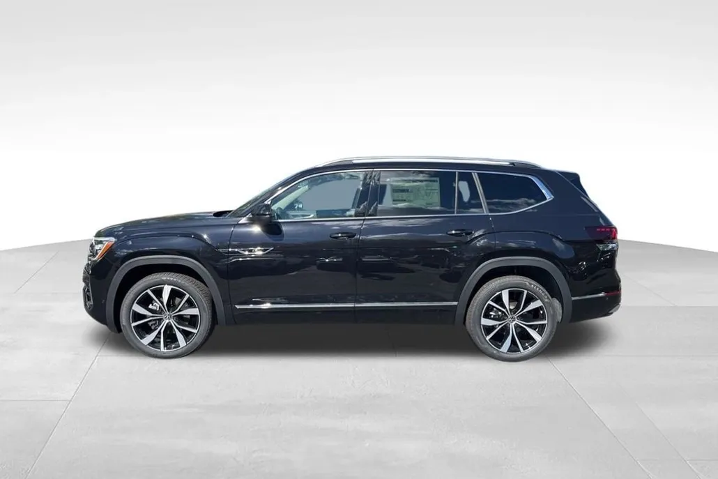 2026 Volkswagen Atlas SEL Premium R-Line photo 1