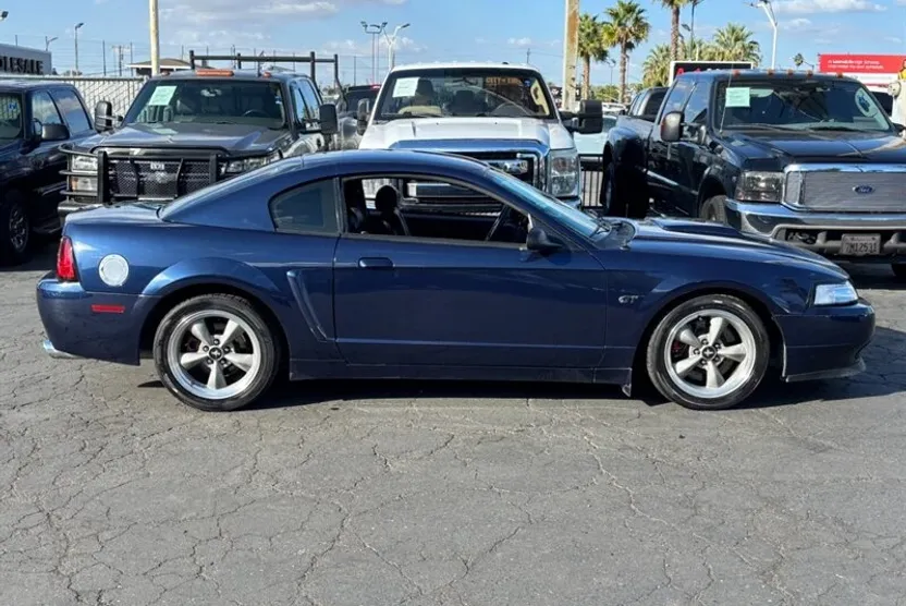 2001 Ford Mustang Bullitt photo 1