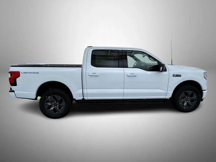 2025 Ford F-150 Lightning photo 1