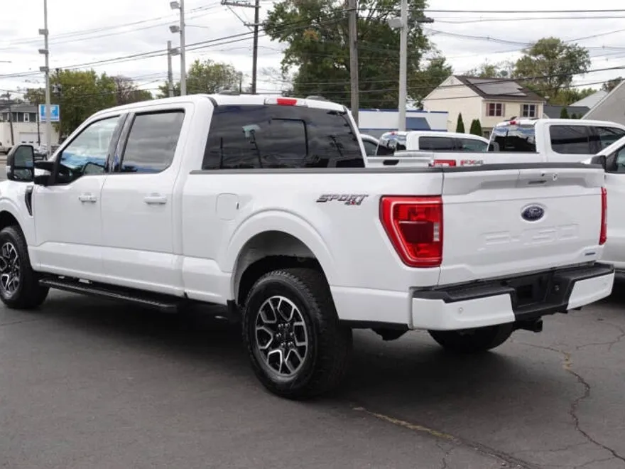 2021 Ford F-150 XLT photo 1