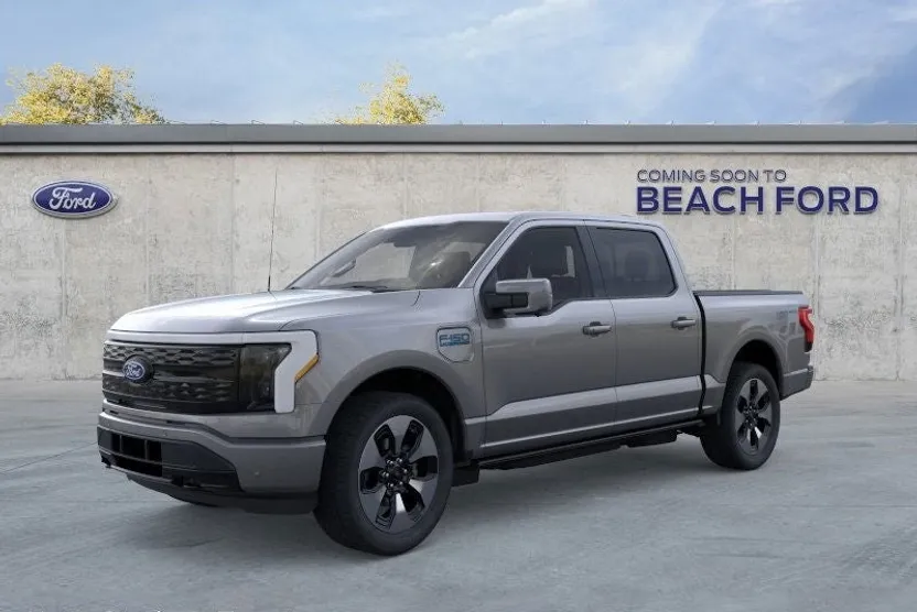 2025 Ford F-150 Lightning Platinum photo 1