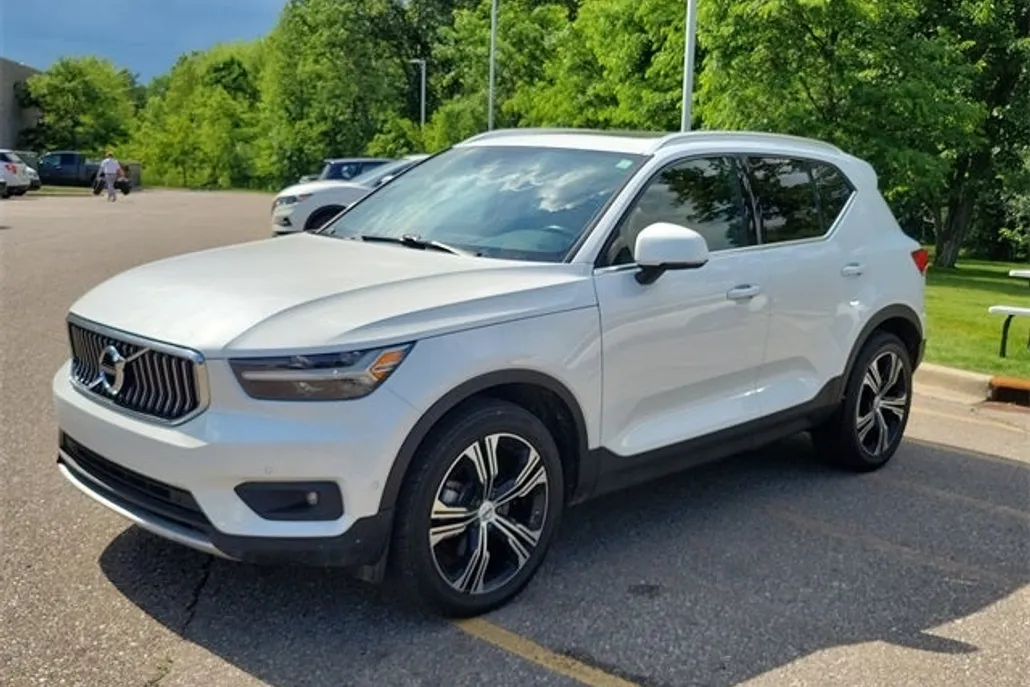 2019 Volvo XC40 T5 Inscription photo 1